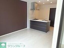 プレシャス 3階1LDKのリビング/ダイニング