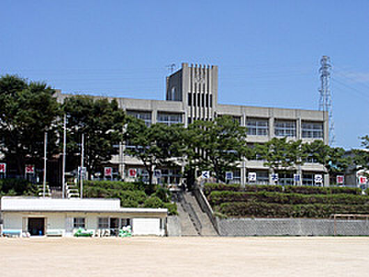 太子東中学校　約2760ｍ