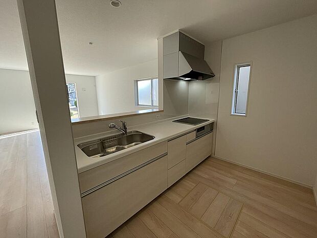 カウンターキッチンなので、家族と会話しながらお料理が楽しめます。