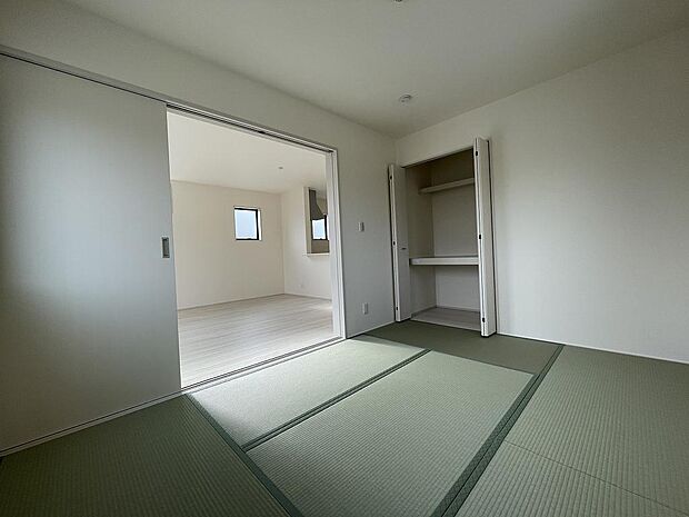 6帖の和室は、来客時にも便利です。