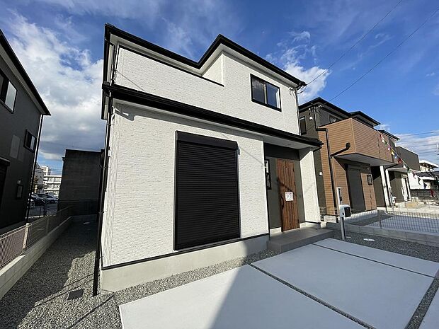 旭陽小学校（約360ｍ）まで徒歩4分なので、お子様の通学も安心です。