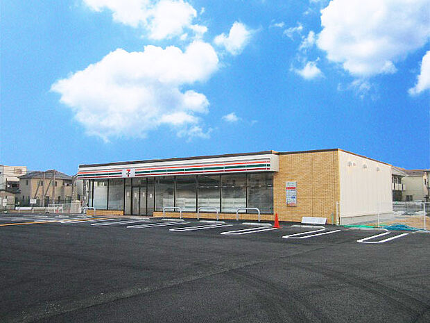 セブンイレブン姫路宮田東店 約1120m(徒歩14分)