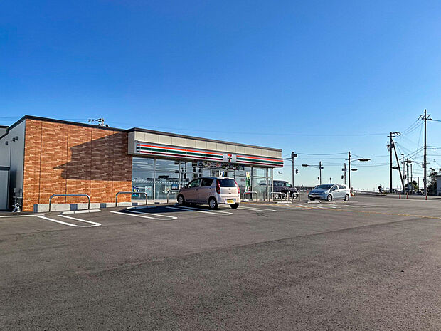 セブンイレブン姫路阿保南店　約1070m