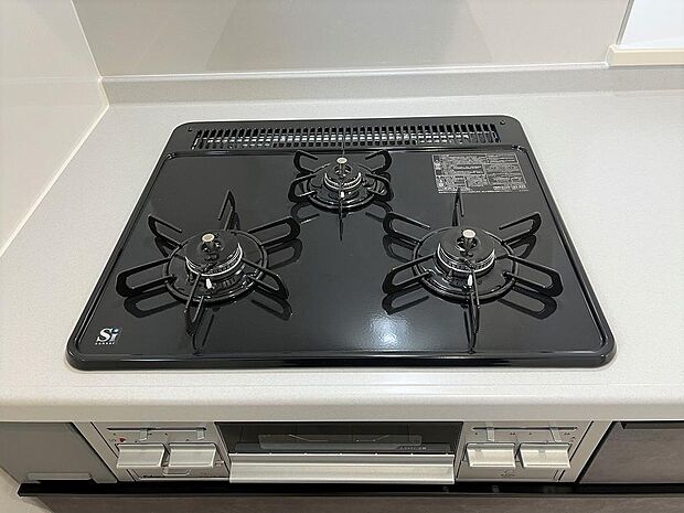 ガスコンロ/3口コンロでお料理もはかどりますね