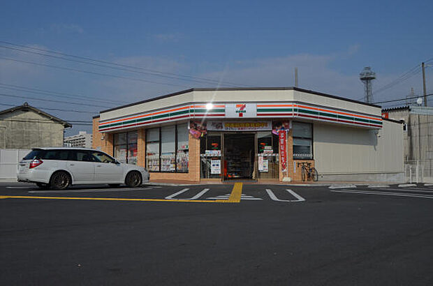 セブンイレブン姫路西中島店　約540ｍ（徒歩7分）