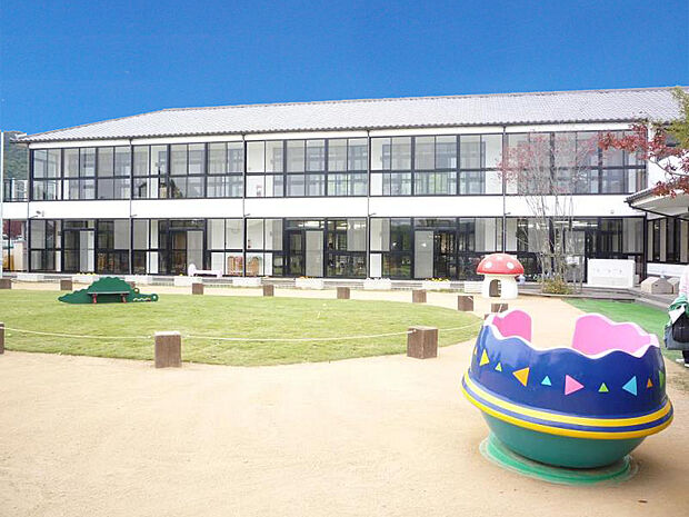 書写認定こども園 約860m(徒歩11分)