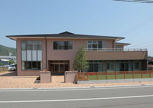 幼保連携型認定こども園 やながせ保育園大津みやび野分園　約440ｍ（徒歩6分）