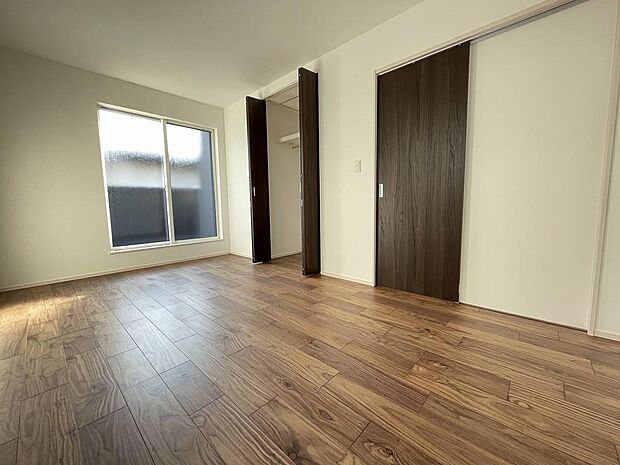 7.5帖 クローゼット付きで、室内スッキリ片付きます。