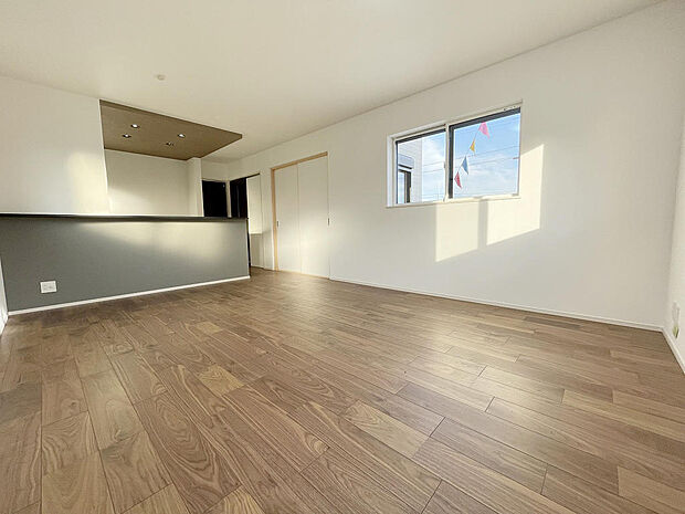 16帖のLDK。家族でゆっくり過ごせます。