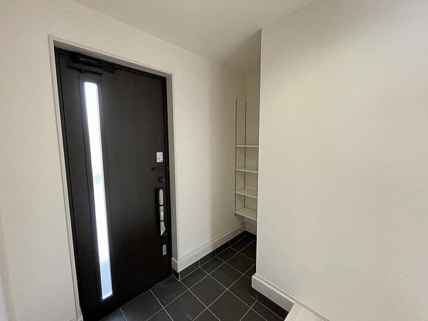 玄関(同社施工例)