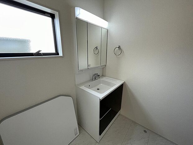 洗面化粧台(同社施工例)