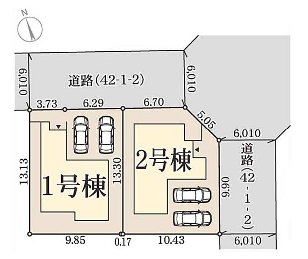 (2号棟)3LDK 並列2台駐車可能。前面道路6mでゆったりしています。