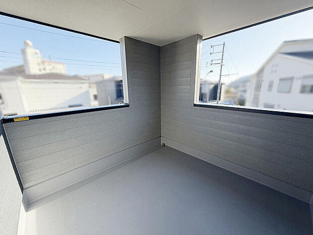 バルコニー(同社施工例)