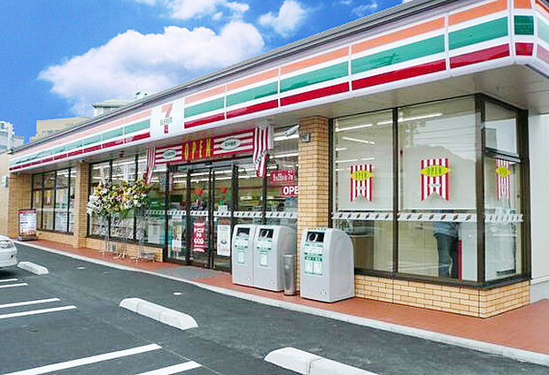 セブンイレブン姫路英賀清水町3丁目店　約630ｍ（徒歩8分）