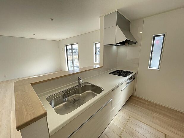 カウンターキッチンなので、家族と会話しながらお料理が楽しめます。