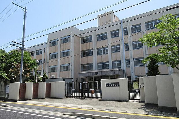 安室東小学校 約1060m(徒歩14分)