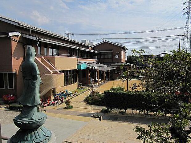 瑠璃こども園 約550m(徒歩7分)