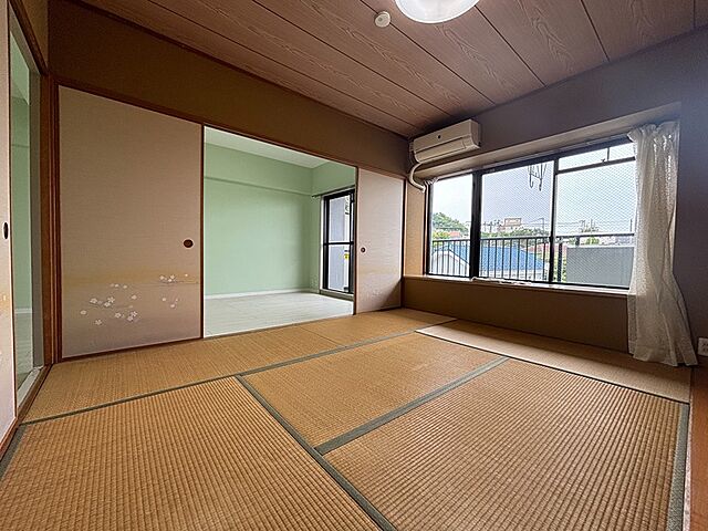寝室