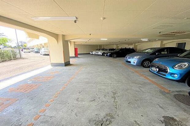 熱海エリアでは希少な無料駐車場が敷地内にございます。（全62区画）