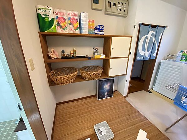 脱衣カゴ置き場などまるで銭湯のようなこだわりを感じます