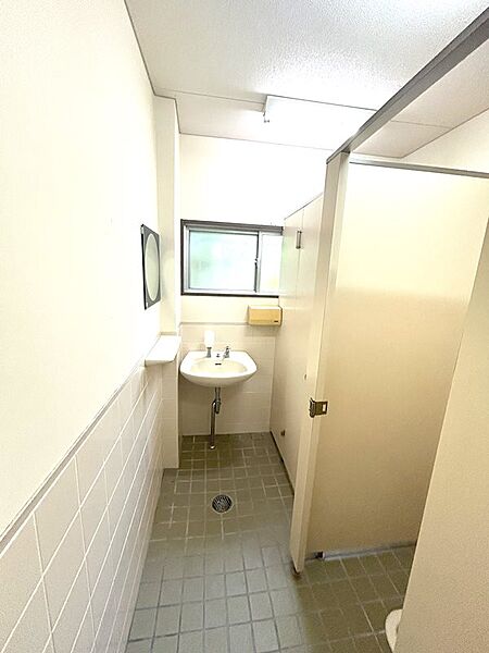 こちらは女子トイレです。