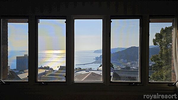2階のホールからの眺望です。