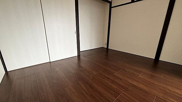 和室→洋室にリフレッシュしました。