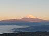 その他：【売主様提供写真】朝焼けの時間帯です。相模庵と富士山のコラボレーションが、幻想的で美しいです。