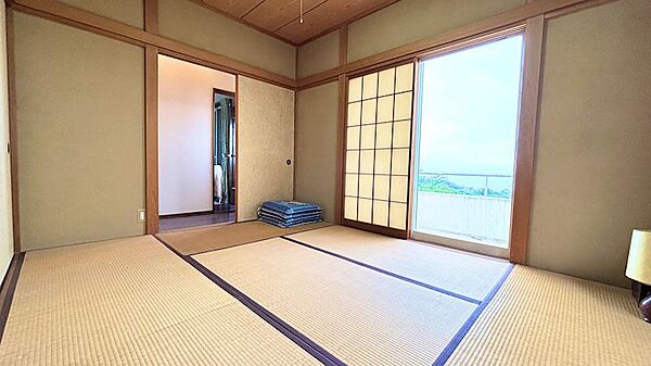 【2階・和室】額サイドからのお写真