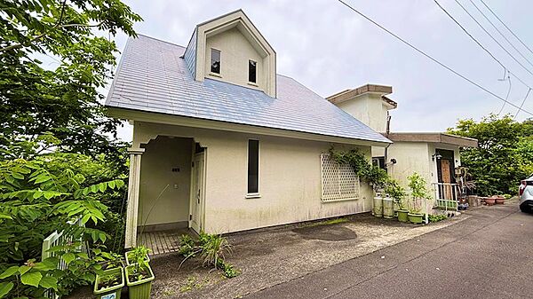 【外観】南熱海グリンヒル別荘地内にあります。