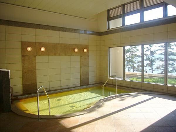 【温泉大浴場】万葉の湯に詠われた名湯「湯河原」の良質な温泉を存分に愉しめる温泉大浴場です。