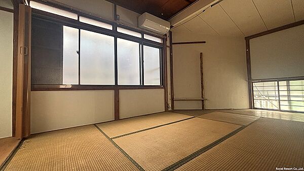 【2F南和室】収納スペースとしての利用はもちろん、趣味のお部屋やゲストルームとしても活用可能。