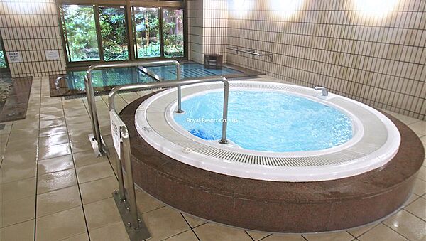 【温泉大浴場】毎日気軽に温泉を利用できる贅沢な住環境は、週末や長期滞在のセカンドハウスとしても大きな魅力です。