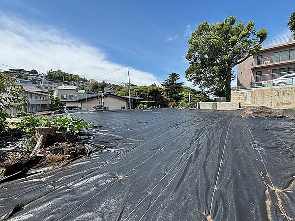 南側から北側方面を見ます。
