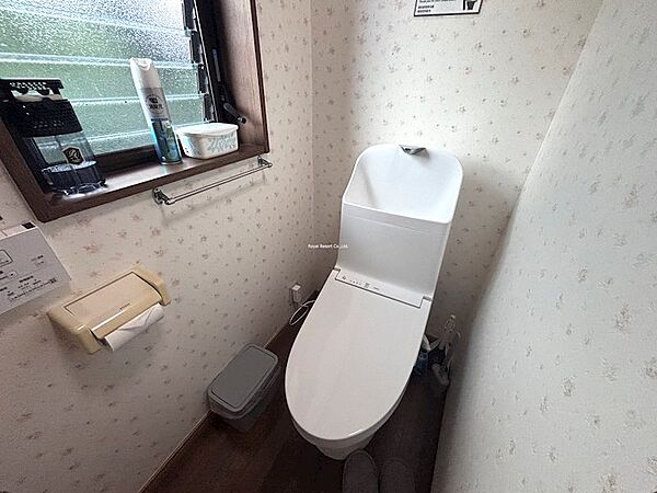 【トイレ】1階トイレも交換済。