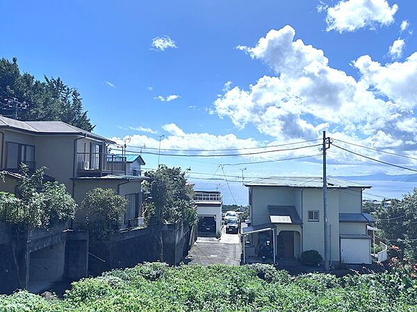 【現地】相模湾・伊豆半島を望みます。