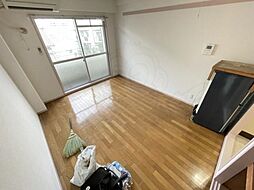 トーア・ドミトリー 301 3階ワンルームのリビング/ダイニング