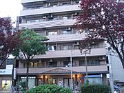 大倉山駅より徒歩8分 2階 築42年の賃貸物件