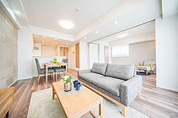 コスモ日本橋浜町 3LDKのリビング/ダイニング