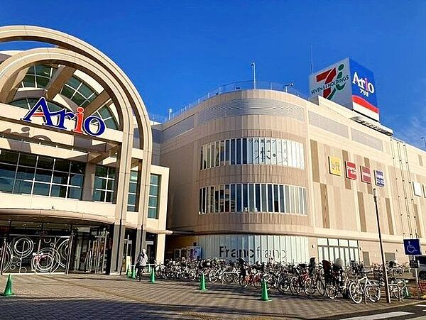 アリオ葛西店 徒歩10分。 790m