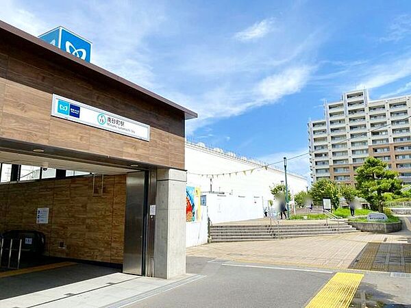 東京メトロ東西線「南砂町」駅 徒歩12分。 930m