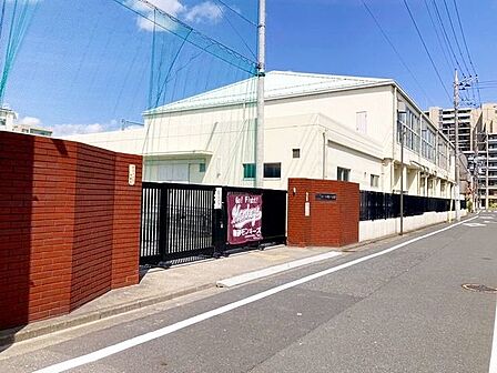 江東区立第二砂町中学校 徒歩4分。 310m