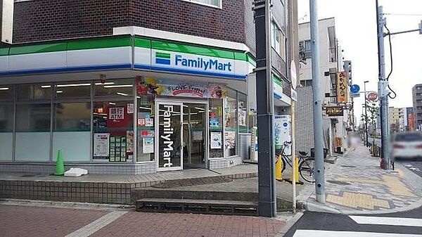 ファミリーマート北砂五丁目店 徒歩4分。 250m