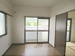 サンルート岩倉 2階2Kのリビング/ダイニング