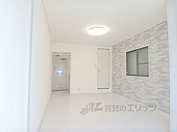 松花苑 102 1階ワンルームのリビング/ダイニング