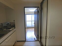 京阪本線 神宮丸太町駅 徒歩10分の賃貸マンション 4階1Kのリビング/ダイニング