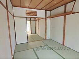 泉川町アパート 1階2Kのリビング/ダイニング