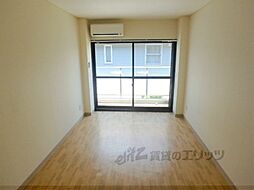 Ｓｉｎｇｌｅ　Ｑｕａｒｔｅｒｓ西賀茂 201 2階ワンルームのリビング/ダイニング