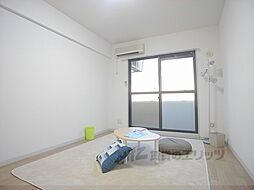 グランソフィア B106 1階1Kのリビング/ダイニング