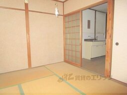 JR東海道・山陽本線 草津駅 徒歩21分の賃貸アパート 2階1DKのリビング/ダイニング